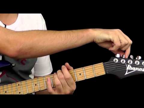 How To Tune Your Guitar By Ear &amp; Without A Tuner