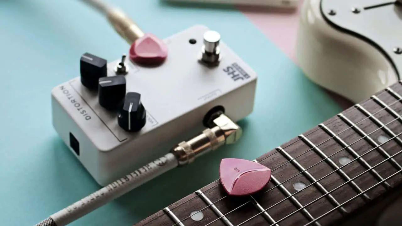 Why Is My Distortion Pedal Not Working? All Stringed
