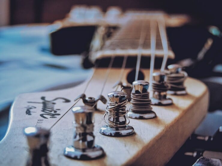 guitar gear - strings