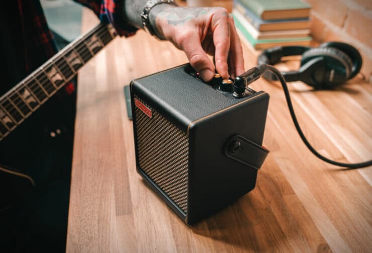 how do you set up a small guitar amp