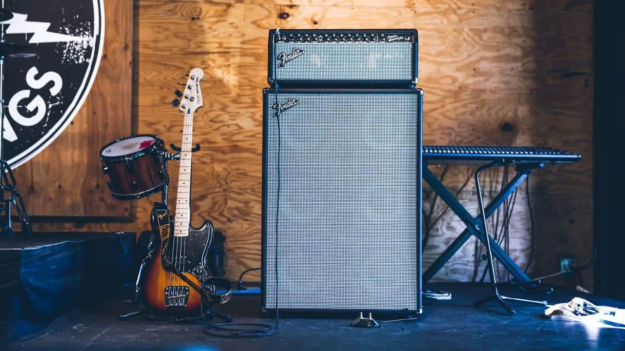 How To Daisy Chain Guitar Amps All Stringed