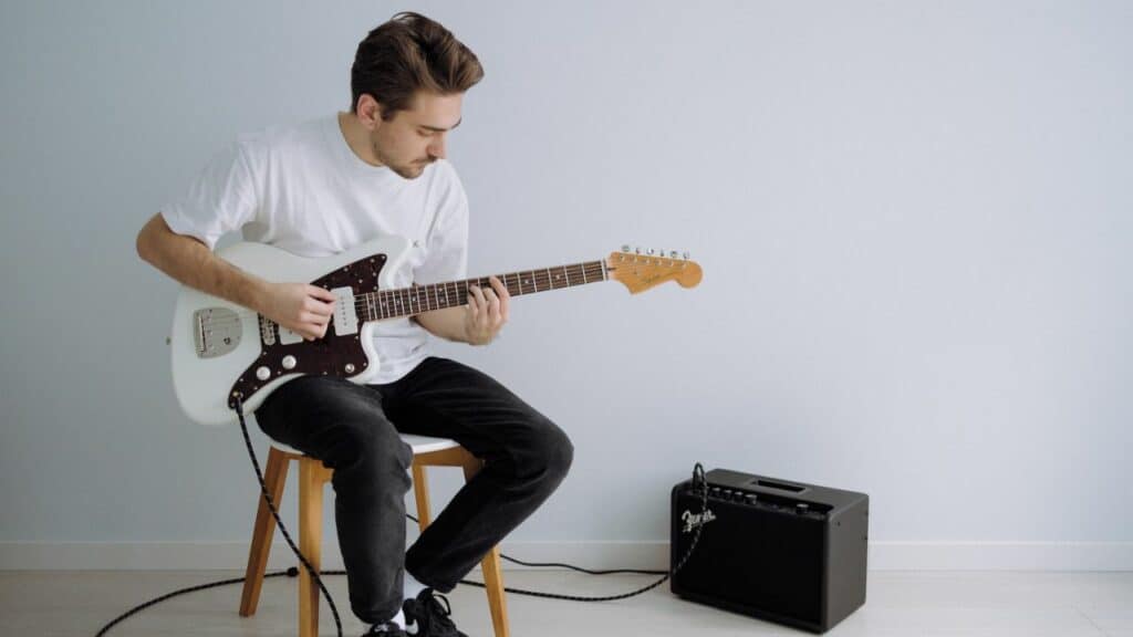 How To Make A Guitar Amp Sound Better All Stringed