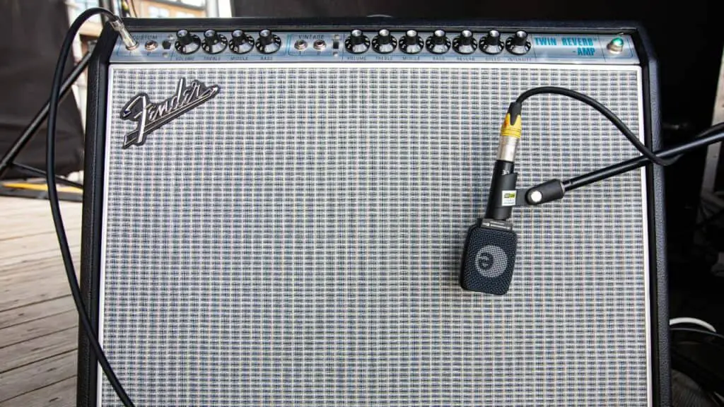 How To Mic A Guitar Amp For Live Sound All Stringed