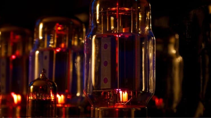 lighted tubes in amp