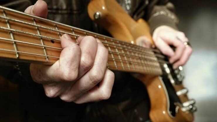 left-handed guitarist