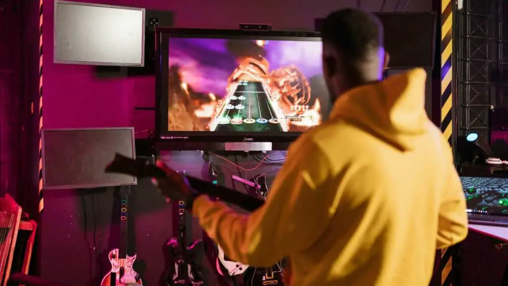 Can You Play Guitar Hero On Xbox One All Stringed