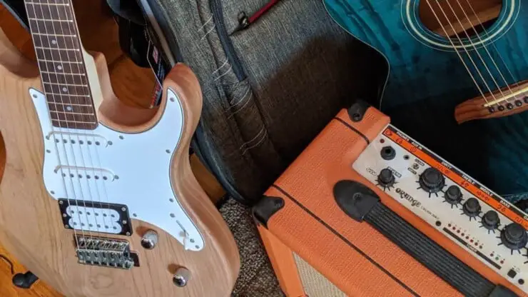 what is a guitar combo amp - guitar and amp