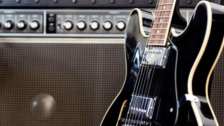 electric guitar and guitar amp