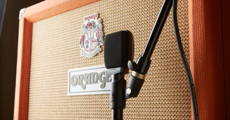 what is the best way to mic a jazz amp