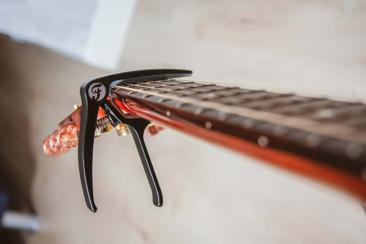what to use instead of a capo